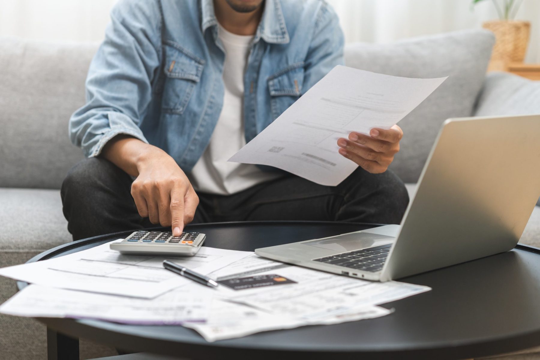What Are the Warning Signs That You Need to File for Bankruptcy?